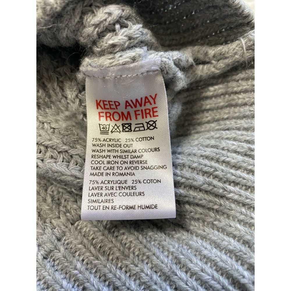 Urban Outfitters Size Small Cropped Knit Sweater - Picture 5 of 6